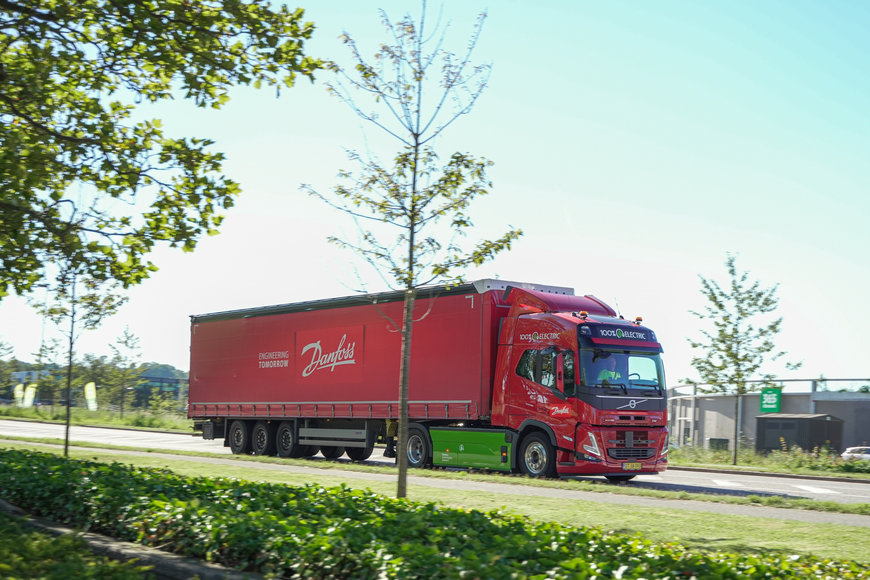 Danfoss conduit un camion électrique du Danemark au Mans (France) 