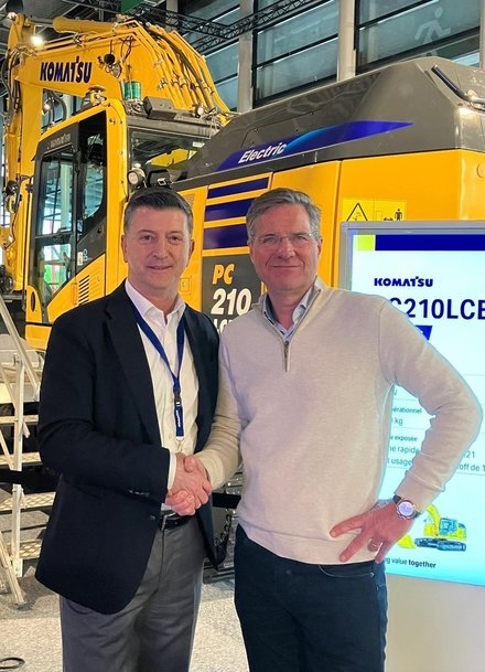 Van der Spek Vianen devient le nouveau distributeur de Komatsu aux Pays-Bas 